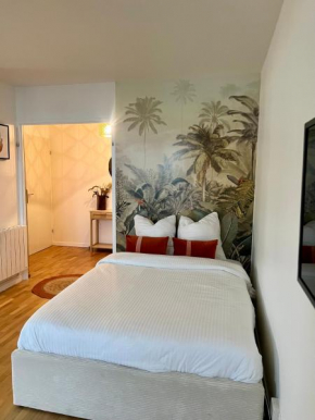 Appartement Rénové au Cœur du Quartier Commerçant